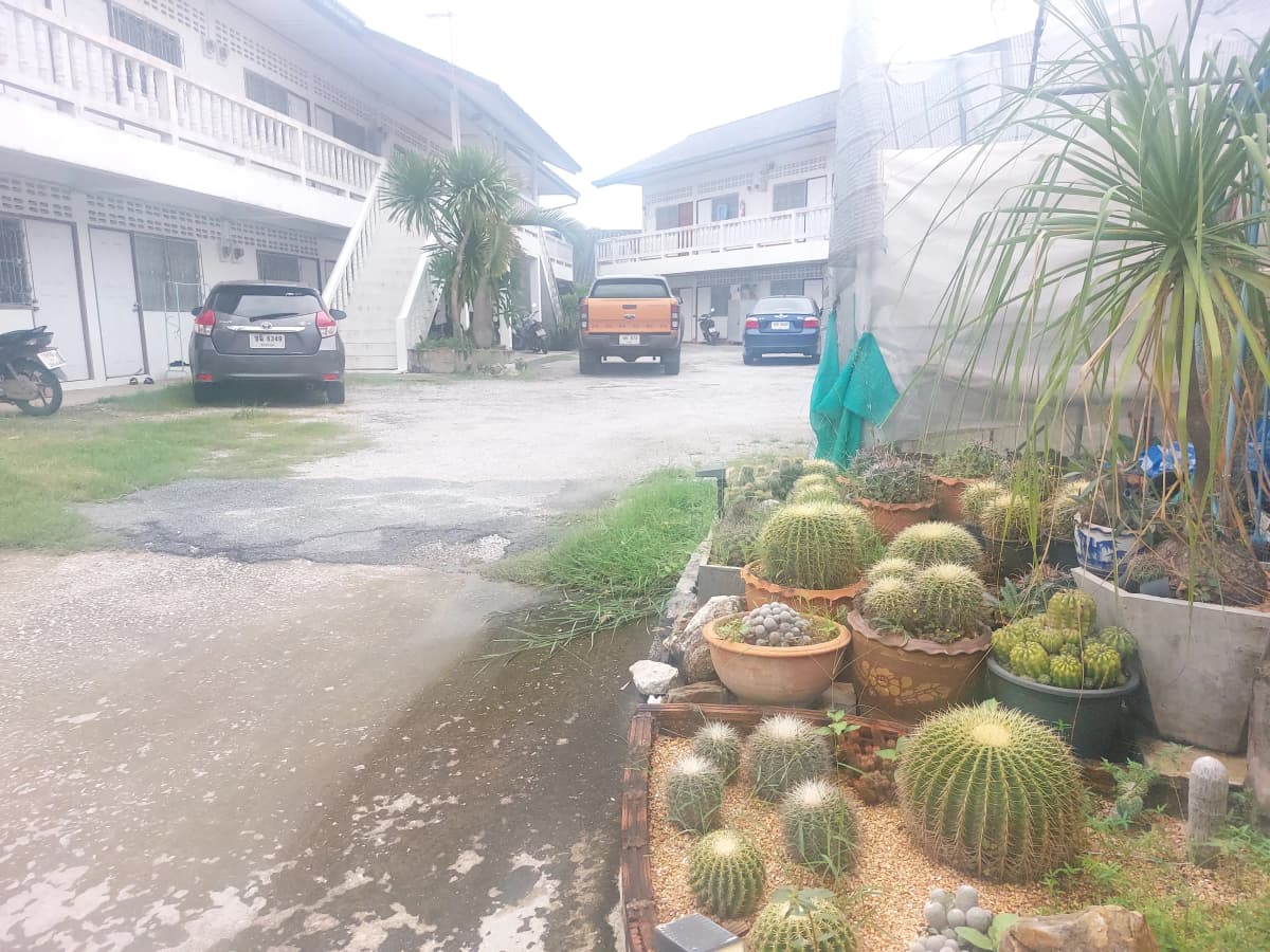 ที่จอดรถปลอดภัย