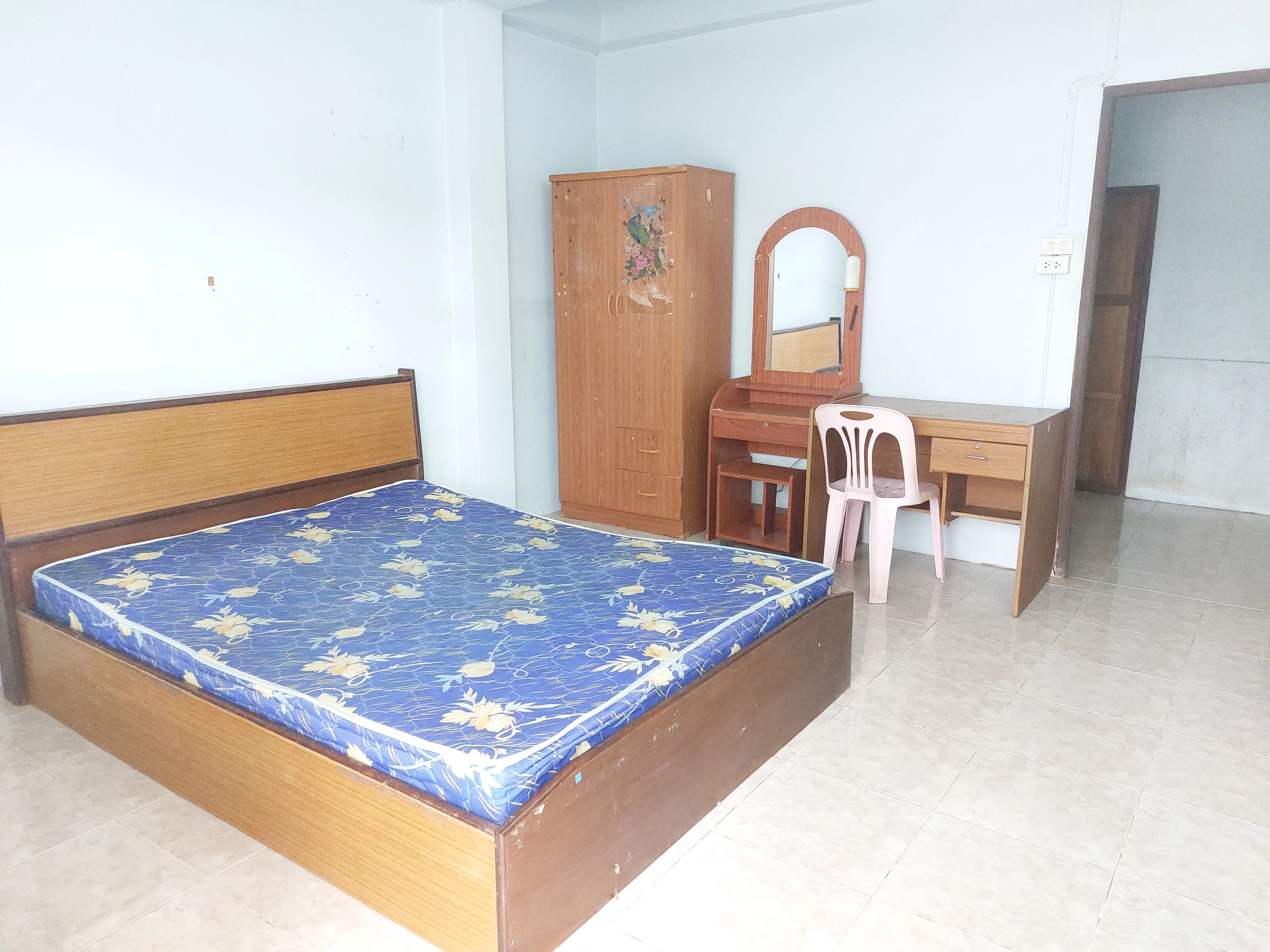 ห้องพัดลมประหยัด หอพักวงศ์พันธ์ เลย - มุม 2